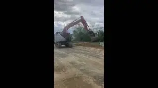 2023 ENGCON EC226 For Sale