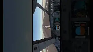 [Cockpit view] Landing in Lima at Jorge Ch&aacute;vez International Airport.
