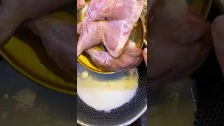 Ye Chicken Doodh Mein?! 😱#viral #shorts