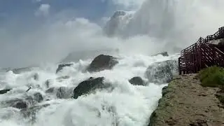 Niagara Falls from the Cave of the Wind 💨