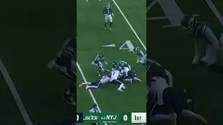 A FORCED FUMBLE MEANS ITS @nyjets  BALL! 🤯 #nfl #nflukire