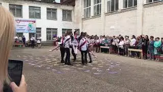 ВАЛЬС 2019 11Б г.Котово, Willow-Jasmine Thompson