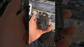09 Dodge Ram 1500 Passenger Side Blend Door Actuator Location
