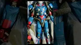 Hot Toys Iron Patriot Avengers Endgame