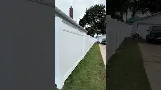 No-Dig Vinyl Fence #noconcrete #nodigfence #home #backyardlandscaping