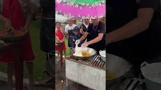 MAKE GIANT CRISPY FRIED CHICKEN