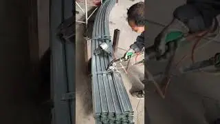 Split-type steel strap packing machine for steel pipes
