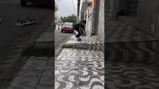 fa&ccedil;a ollie para pular escada mais altas #skate #skateboard #shorts #short