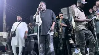Saheed osupa on stage