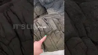 An unconformity found between metasedimentary and volcanic rocks