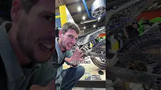 Cinghia di trasmissione invece che catena? 🤔 #eicma #moto #gates