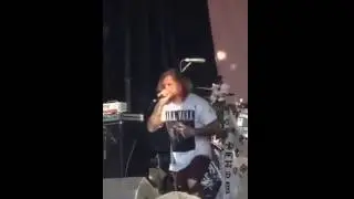 Vanna-live 08/12/16 Seattle-Vans Warped Tour