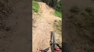 Revelstoke doomsday on my Santa Cruz v10.8 ! #mtbbc #downhillbike #v10 #mountainbiking #downhillmtb
