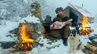The ULTIMATE Winter Survival Feast! 🔥 Roasting a Whole Leg of Lamb in a Frozen Stone Oven 🏔️🥩