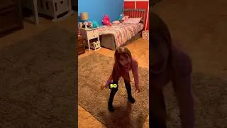 Её дочь начала играть&hellip; Потом стемнело.