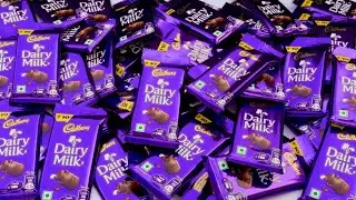 Unboxing of Dairy Milk chocolate 10rs/ dairy milk /dairy milk chocolate opening box / chocolate asrm