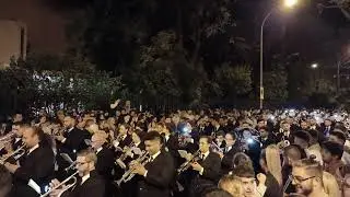 #MercedesCoronadaPorTushijos Llegada de la Agrupación Musical Pasión de linares al Rocío Sevilla Sur