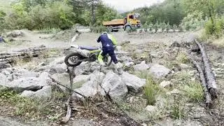 Enduro fahren bei Endurides - Superenduro Parcours entworfen von KG 71