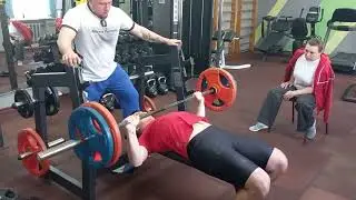 Гиревик жмет 110кг - Первенство ЦСИ  по живу лёжа #жимштанги #гиревойфитнес #гиревик #качалка