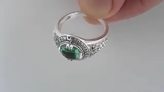 Православное кольцо с зеленым камнем 16857 1