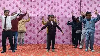 PAPA KAHTE H DANCE PERFORMANCE BY U.K.G BOYS IN PRABHAT CONVENT SCHOOL RAJEEV COLONY NEAR PAWAN HOSP