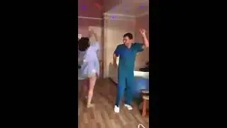 أم حامل ترقص قبل الولادة مباشرة فأنظر ماذا حدث