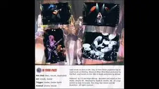 3D In Your Face - hot wet and ready