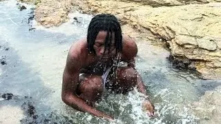 Shatta Wale Seen In A Spiritual Bath In The North