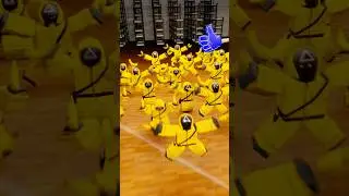 Yellow Squid Game FUNNY Challenge 🍌🤣 Roblox memes #roblox #funny #squidgame #shorts