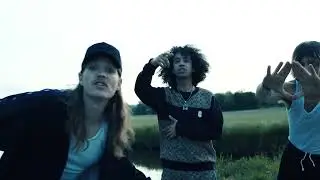 Creek Road - Hollywood Star