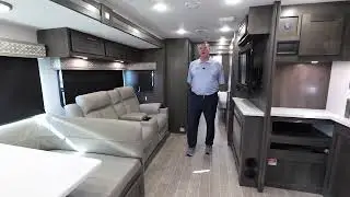 Georgetown 34H5: Discover the Ultimate Opposing Slide RV with 1.5 Bathrooms & Luxury Amenities!