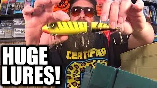 Awesome Tackle Box Full of HUGE Fishing Lures! Musky Pike & Bass Lures