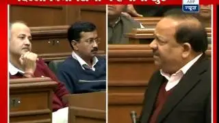 Amid pandemonium, Kejriwal tables Jan Lokpal bill in Delhi Assembly