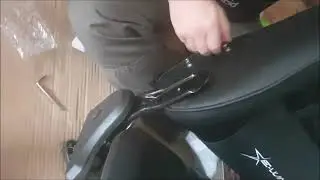 Ewin Champion Series Gaming Chair Build Video
