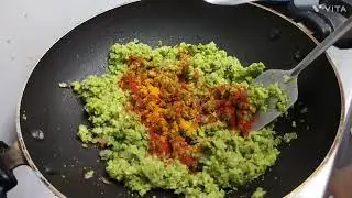 थंडी स्पेशल झटपट ओल्या मटारचे पराठे/vatana paratha#dailyvlog