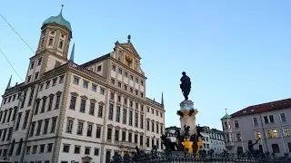 OB-Wahl in Augsburg: B&uuml;rger stellen Fragen auf dem Rathausplatz am 16. Januar
