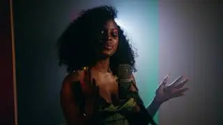 Fana Hues - Desert Flower (Live)