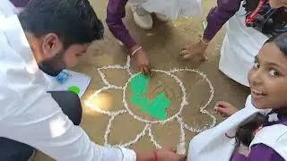 Rangoli competition rangoli banate huye mere pyare student #viral #rangoli #academy #school #youtube