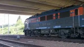 EU07-528, EU07-455 Kolprem ze składem platform