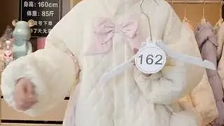 穿上这件上衣，告别尴尬穿搭！ 秋冬穿啥？这款高品质衣服帮你解决难题！#面料柔软舒适#保暖又好看#外套穿搭#只做高品质#秋季外套一周不重样