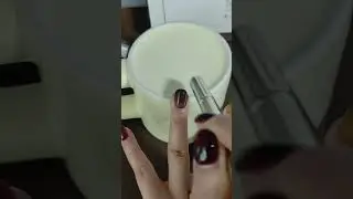 Purple glass - bead cat eye nail tutorial! Easy steps for a chic, shiny manicure.  #CatEyeNails#TAYE