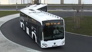 DP Praha - prezentace kloubov&eacute;ho autobusu Mercedes-Benz CapaCity L