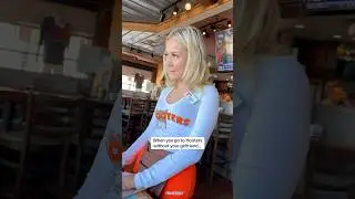 She&rsquo;s not allowed to give me eye contact 👀 #hooters #girls #boyfriend