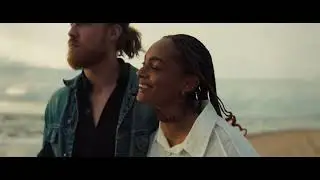 Zoë Livay – Huisje Aan De Zee (Official Video)