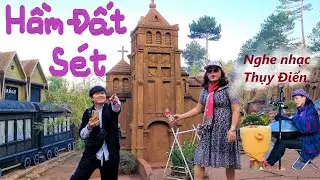Nghe Nhạc Thụy Điển Và Khám Phá Công Trình Làng Đất Sét Lớn Nhất Việt Nam (Phần 1)