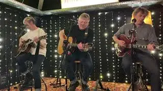 Butler, Blake & Grant - Cinnamon Girl (Neil Young) / Lemon Rock Granada 30/11/25