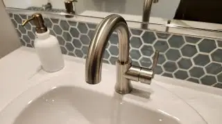 Delta Faucet Trinsic Single Hole Swivel Spout Bathroom Faucet |QUICK OVERVIEW|
