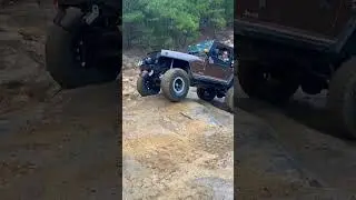 whne you successfully make it up rocks #jeep #offroad #jeepmodel #jeepyj #jeepgirl #jeepswag