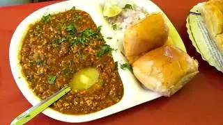 Paneer Pav Bhaji | Girgaon Chowpatty  | The Food Rider