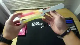 gLOmod Unboxing but the audio is trash.